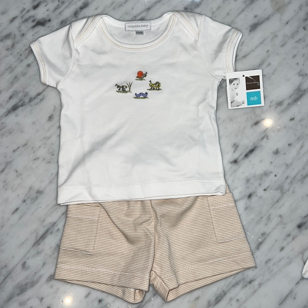 New Magnolia Baby Infant Insect Bugs Embroidery Shirt Shorts Set